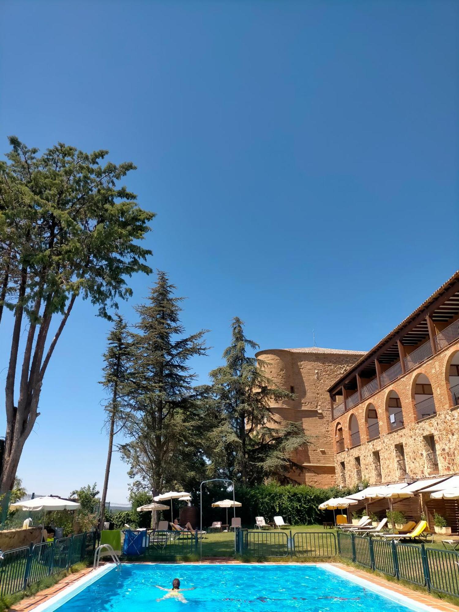 Parador De Benavente Luaran gambar