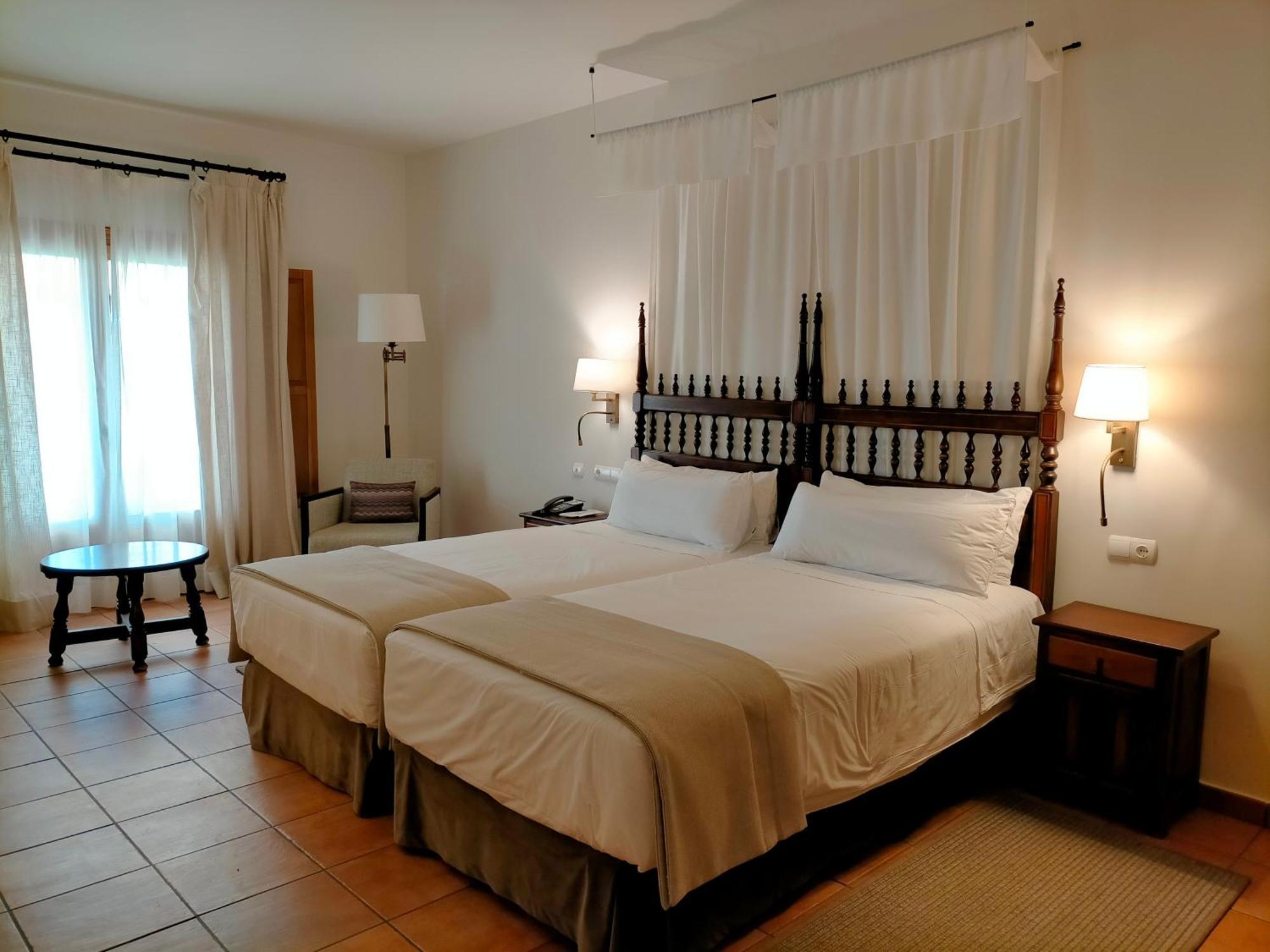 Parador De Benavente Luaran gambar