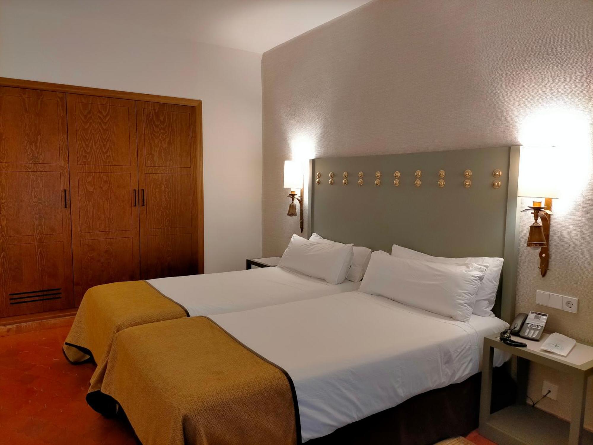 Parador De Benavente Luaran gambar