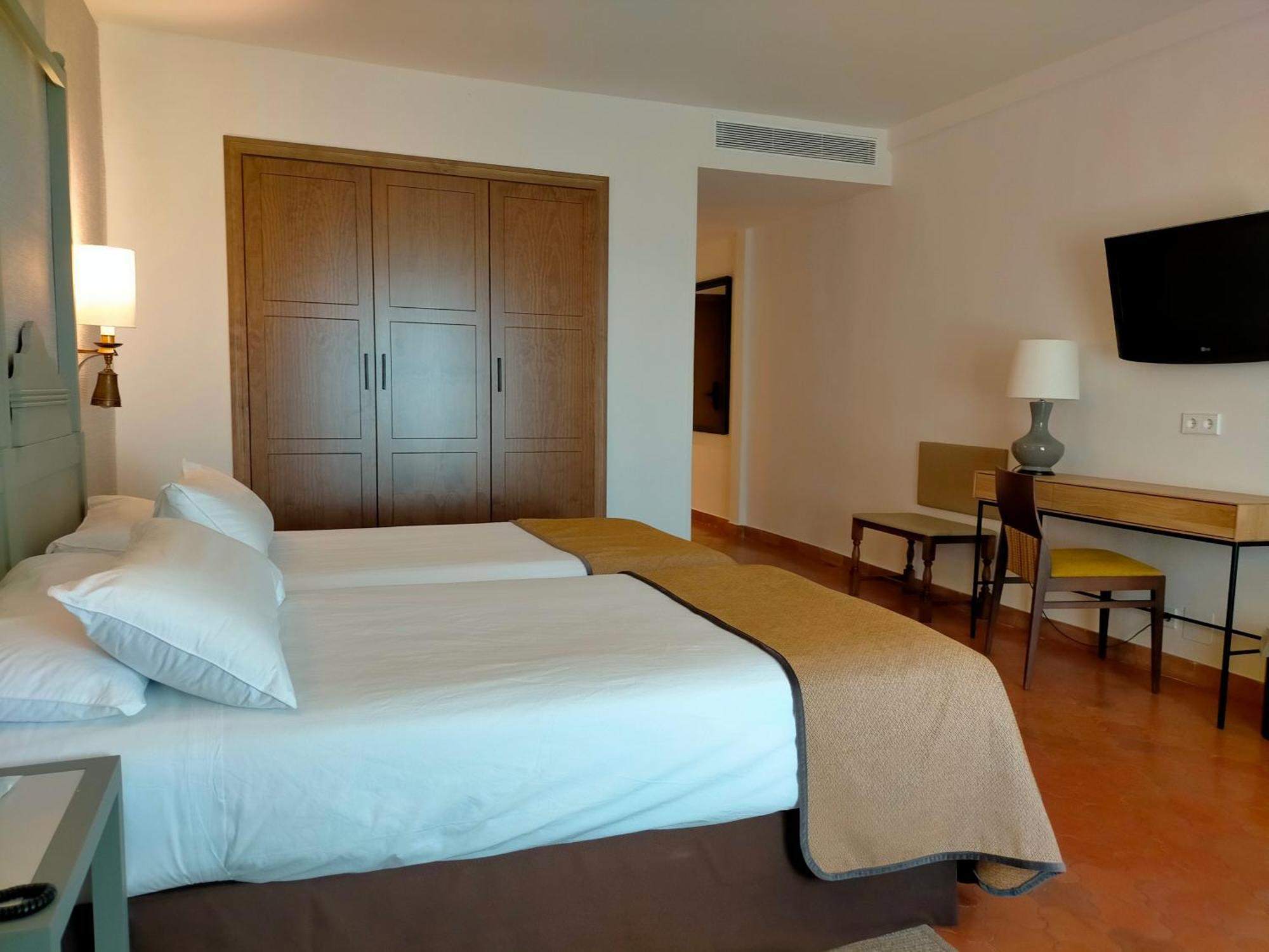 Parador De Benavente Luaran gambar