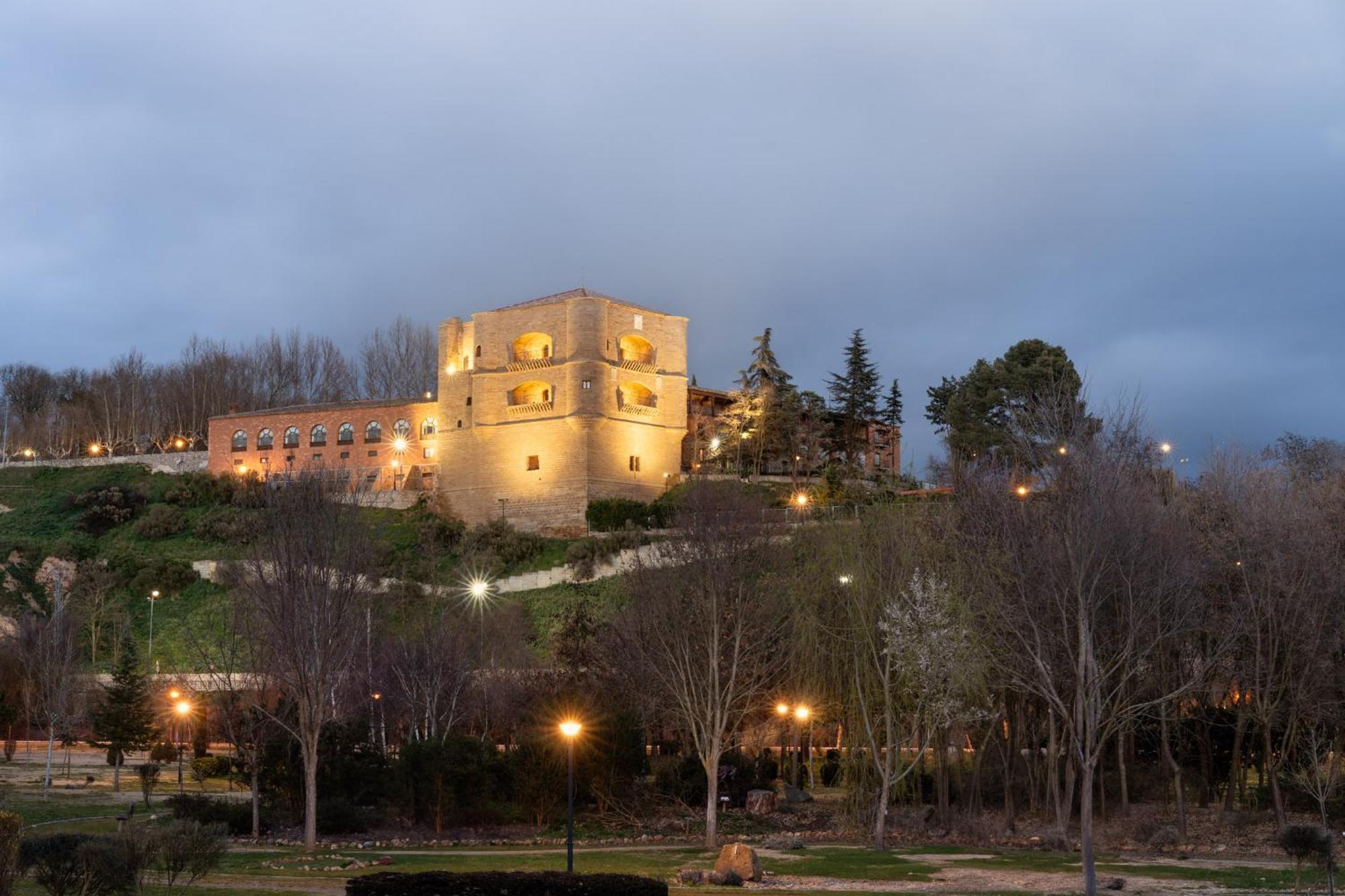 Parador De Benavente Luaran gambar